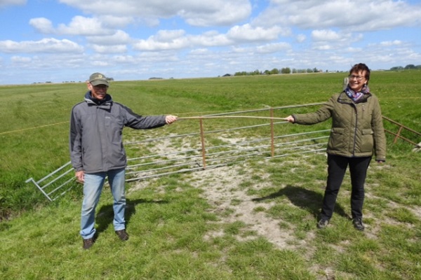 1 halve meter afstand corona foto laura overdijk 600 x 400