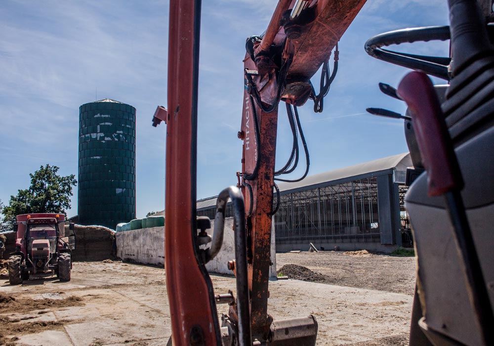 Boer-in-beeld-Roos-2