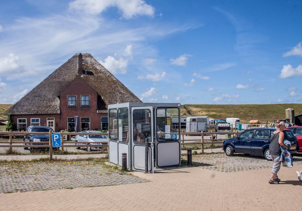 Boer-in-beeld-Camperduin-03